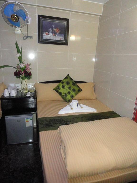 Dhillon Hotel -Guest House HK Hong Kong Chambre photo