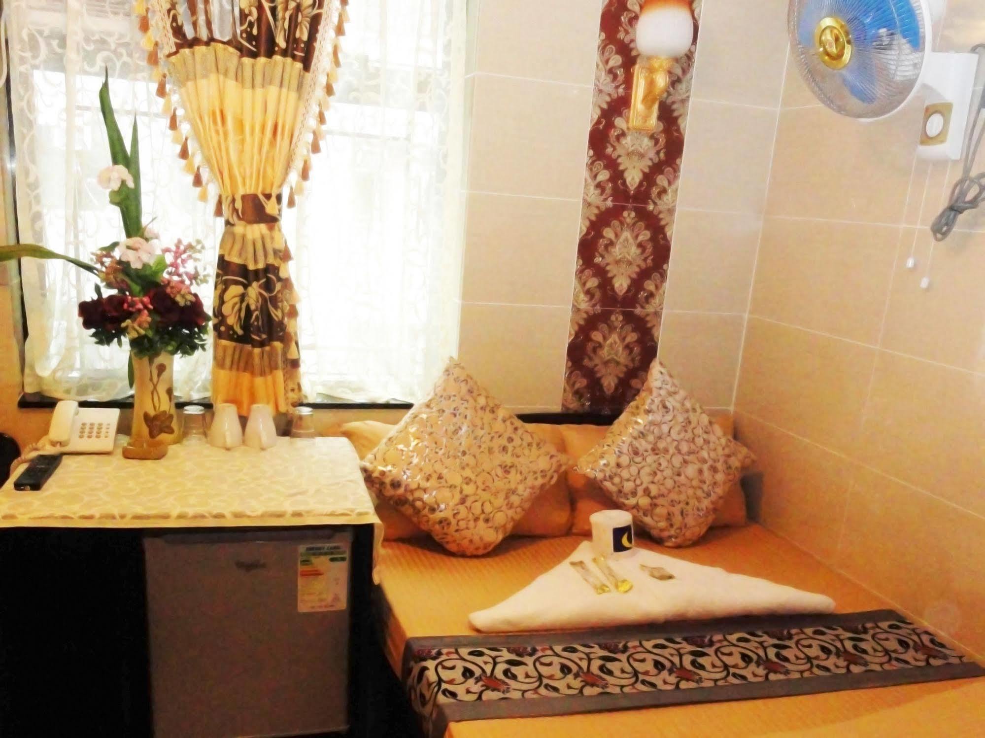 Dhillon Hotel -Guest House HK Hong Kong Extérieur photo