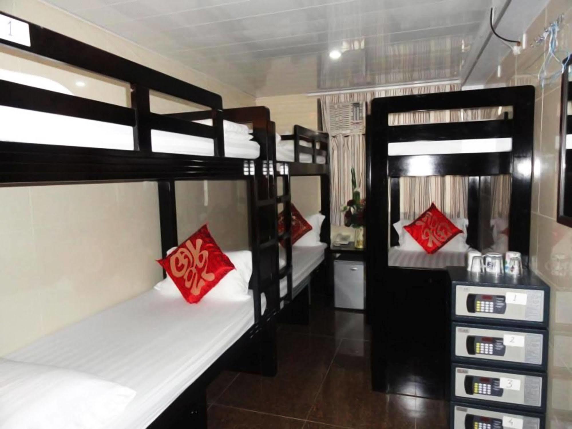 Dhillon Hotel -Guest House HK Hong Kong Extérieur photo